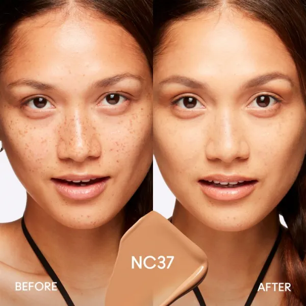 MAC Cosmetics Studio Fix Fluid SPF 15 24HR Matte Foundation + Oil Control zmatňujúci make-up SPF 15 odtieň NC37 30 ml