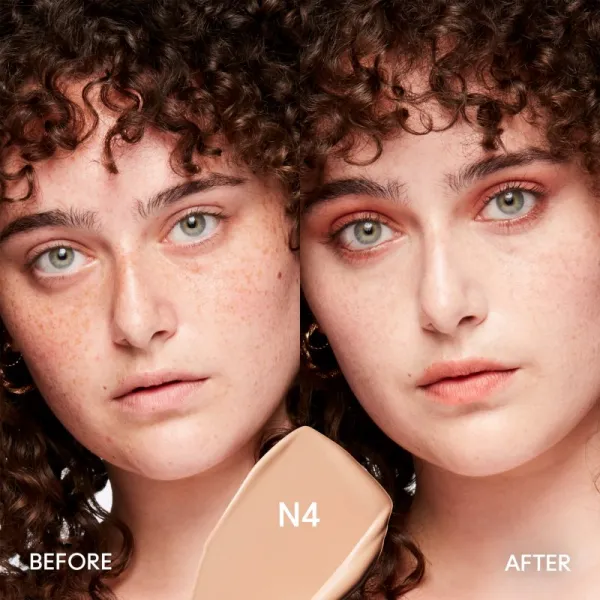 MAC Cosmetics Studio Fix Fluid SPF 15 24HR Matte Foundation + Oil Control zmatňujúci make-up SPF 15 odtieň N4 30 ml