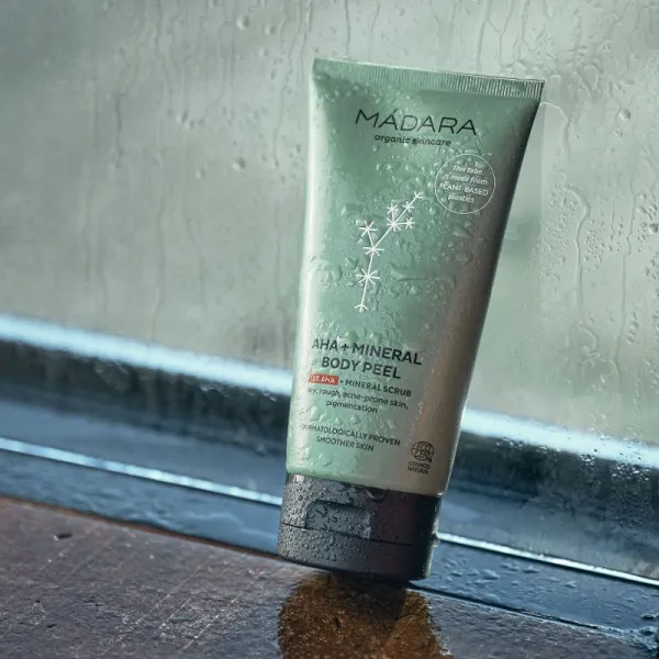 MÁDARA AHA+Mineral vyhladzujúci telový peeling 175 ml