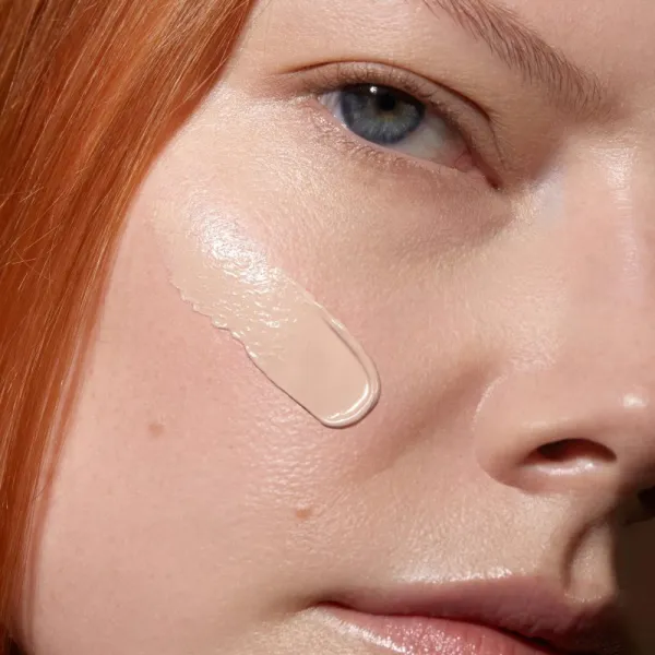 MÁDARA Skinonym Semi-Matte Peptide dlhotrvajúci make-up s peptidmi odtieň Rose Ivory 30 30 ml