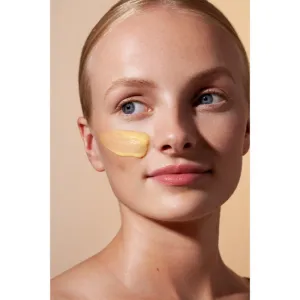 MÁDARA Vitamin C Intense Glow rozjasňujúci koncentrát 30 ml