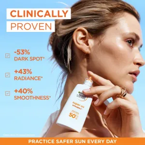 Garnier Ambre Solaire Super UV Vitamin C ľahký ochranný fluid proti tmavým škvrnám SPF 50+ 40 ml