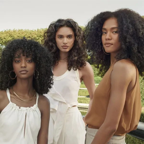 Aveda Be Curly Advanced™ Coil Definer Gel stylingový gél pre kučeravé vlasy 250 ml