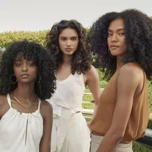 Aveda Be Curly Advanced™ Coil Definer Gel stylingový gél pre kučeravé vlasy 250 ml