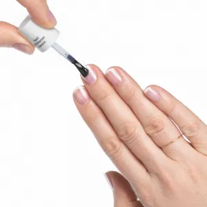 ARTDECO Nail Whitener lak na nechty s bieliacim efektom odtieň 6185.2 10 ml