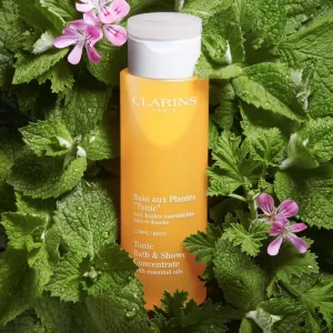Clarins Tonic Bath & Shower Concentrate sprchový a kúpeľový gél s esenciálnymi olejmi 200 ml