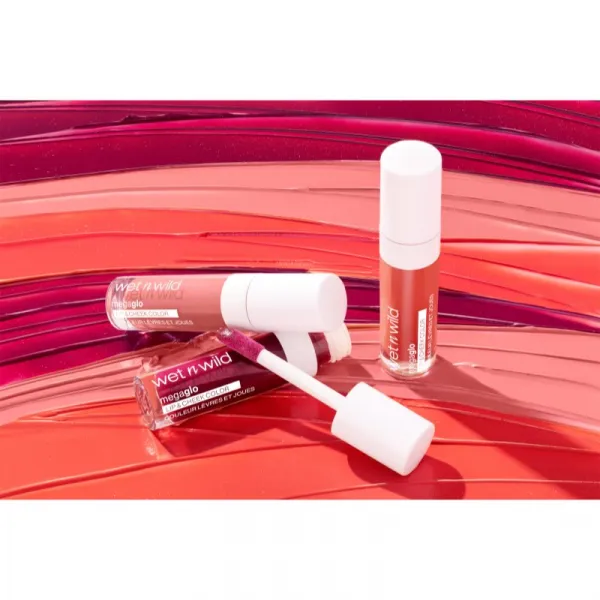 Wet n Wild MegaGlo krémový rúž na pery a líca odtieň Rosy Romance 6,5 ml