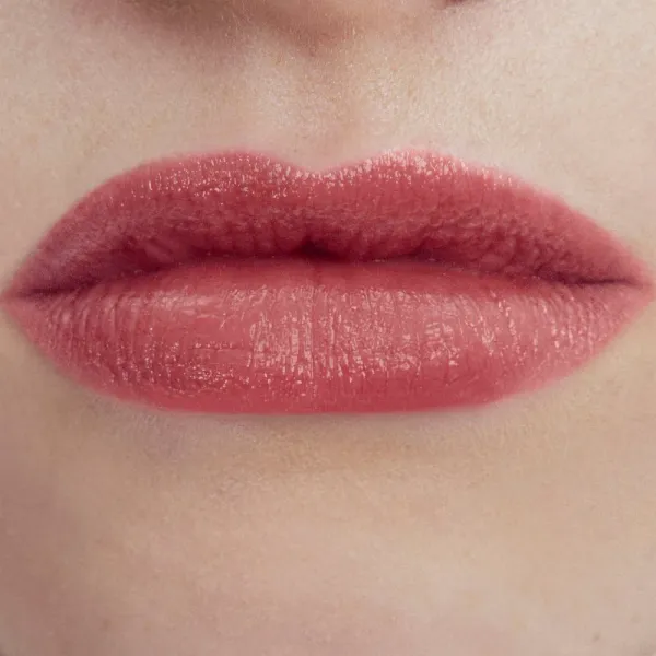 Yves Saint Laurent Loveshine Candy Glow tónujúci balzam na pery 5B Nude Crush 3.1 g