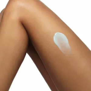 Clarins Extra-Firming Gel spevňujúci telový gél s chladivým účinkom 150 ml