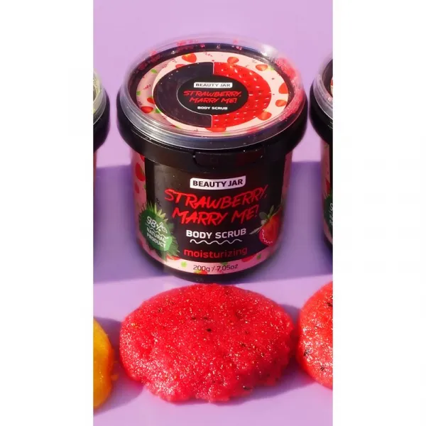 Beauty Jar Strawberry, Marry Me! hydratačný telový peeling 200 g