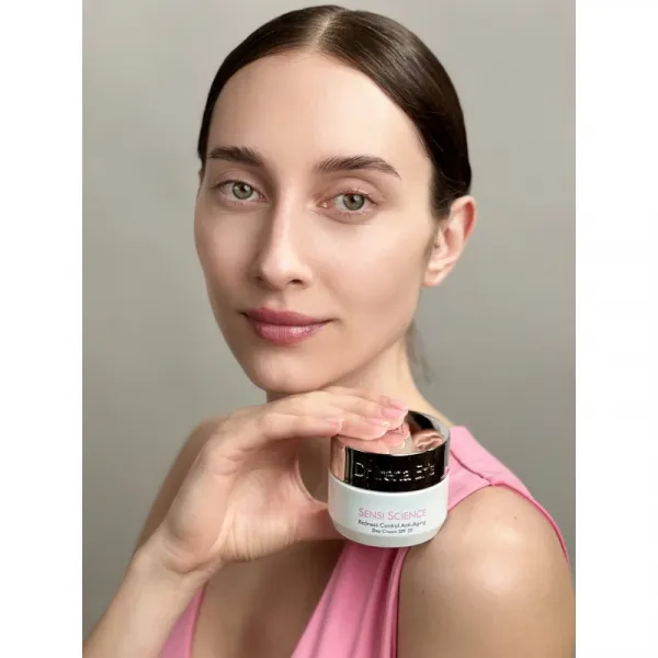 Dr Irena Eris Sensi Science Redness Control Anti-Aging Day Cream intenzívny vyhladzujúci denný krém proti vráskam SPF 20 50 ml