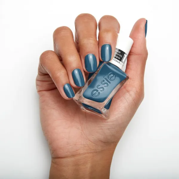 essie Gel by essie lak na nechty s gélovým efektom odtieň 546 cut loose 13.5 ml