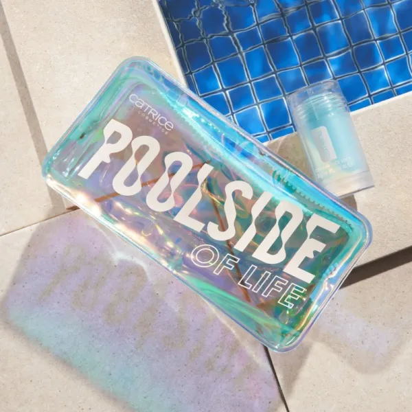 Catrice POOLSIDE OF LIFE hydratačná a regeneračná tyčinka s chladivým účinkom odtieň Pool Down 36 g