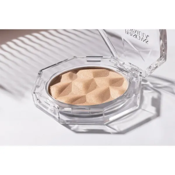 Physicians Formula Mineral Wear® Diamond Dust kompaktný púdrový rozjasňovač odtieň Luminous Gleam 6 g