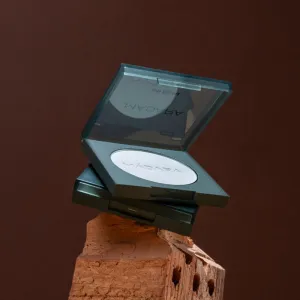 MÁDARA Air Equal minerálny púder odtieň #0 Translucent 9 g