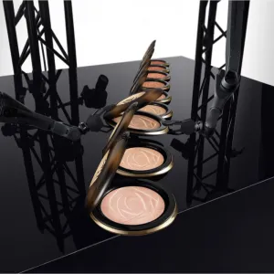 Lancôme Teint Idole Ultra Wear Serum Highlighter rozjasňovač s vitamínmi C a E odtieň Medium Glow 02 10 g