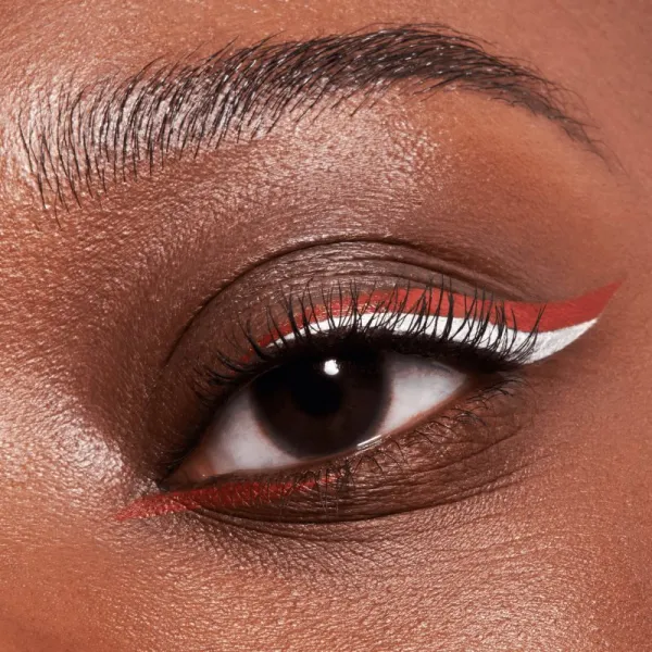 Catrice Calligraph Artist Matte očné linky vo fixe s matným efektom odtieň 080 Bloody Mary 1,1 ml