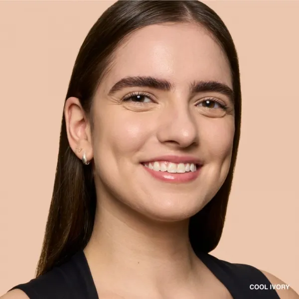 Bobbi Brown Weightless Skin Foundation SPF 15 dlhotrvajúci make-up s hydratačným účinkom odtieň Cool Ivory 30 ml