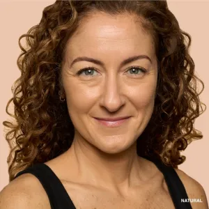 Bobbi Brown Weightless Skin Foundation SPF 15 dlhotrvajúci make-up s hydratačným účinkom odtieň Natural 30 ml