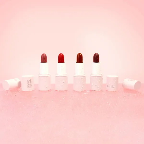 Barry M Sheer Splash hydratačný balzam na pery odtieň Strawberry Soak 3 g