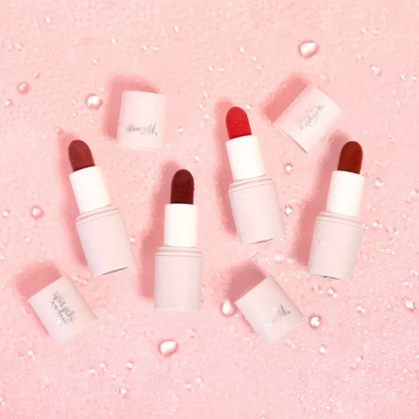 Barry M Sheer Splash hydratačný balzam na pery odtieň Strawberry Soak 3 g