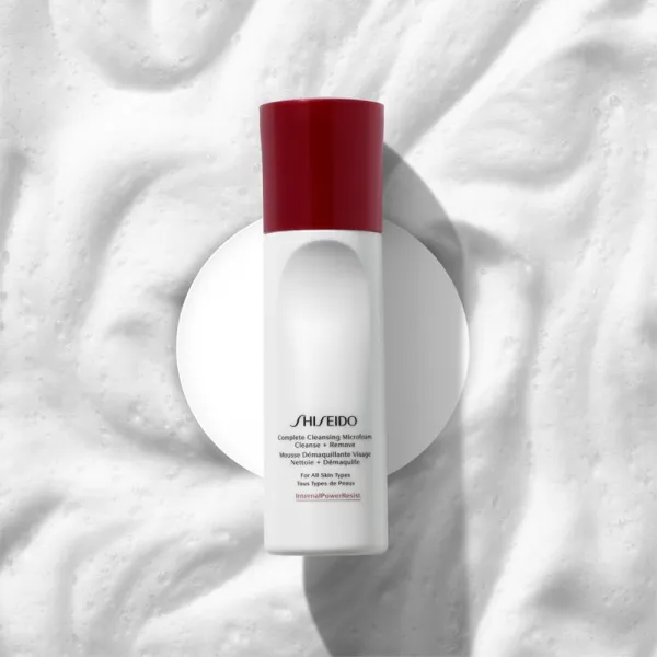 Shiseido Generic Skincare Complete Cleansing Micro Foam čistiaca a odličovacia pena s hydratačným účinkom 180 ml