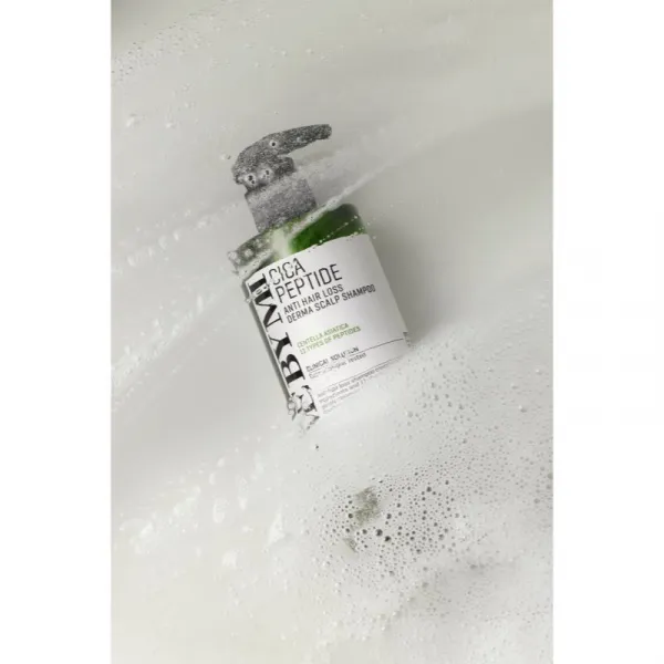 Some By Mi Cica Peptide Derma Scalp Shampoo posilňujúci šampón proti vypadávaniu vlasov s upokojujúcim účinkom 285 ml