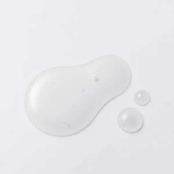 Some By Mi Cica Peptide Derma Scalp Shampoo posilňujúci šampón proti vypadávaniu vlasov s upokojujúcim účinkom 285 ml