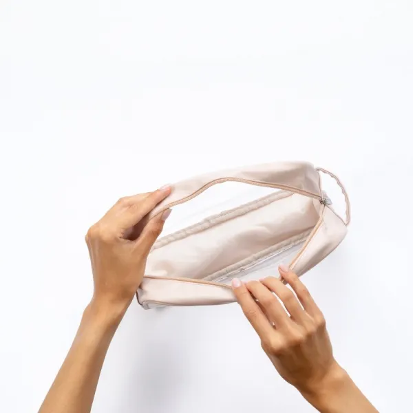 Notino Travel Collection Large Clear Organizer transparentná kozmetická taštička L Beige 1 ks
