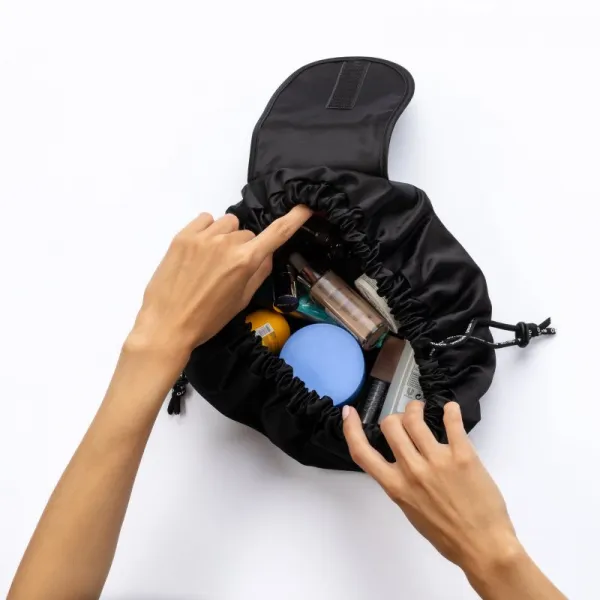 Notino Travel Collection Drawstring Make-Up Bag priestorná taška na make-up Black 1 ks