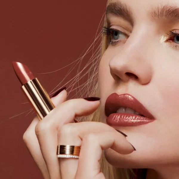 GUERLAIN Rouge G luxusný rúž odtieň 919 Rouge Classis Satin 3,5 g