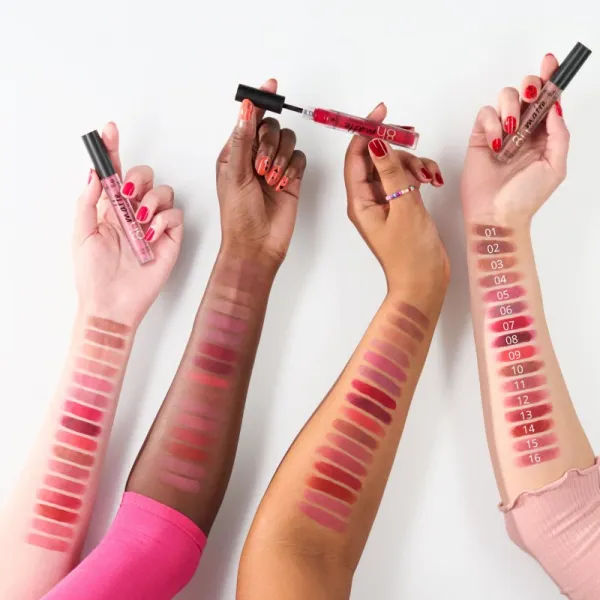 essence 8h matte matný tekutý rúž odtieň 16 Velvet Brick 2,5 ml