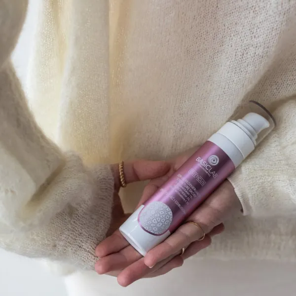 BasicLab Dermocosmetics Esteticus intenzívne regeneračné sérum s ceramidmi 50 ml