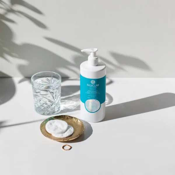 BasicLab Dermocosmetics Micellis hydratačná micelárna voda pre suchú až citlivú pleť 500 ml