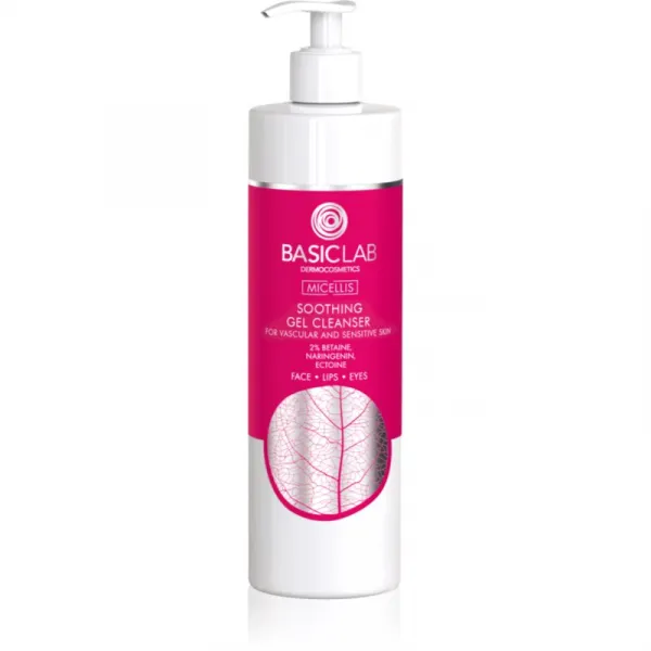 BasicLab Dermocosmetics Micellis upokojujúci čistiaci gél pre citlivú pleť so začervenaním 300 ml
