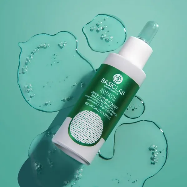 BasicLab Dermocosmetics Esteticus ľahké pleťové sérum pre mastnú a problematickú pleť 30 ml