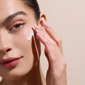 AHAVA Even Tone gélový krém pre zjednotenie farebného tónu pleti 50 ml