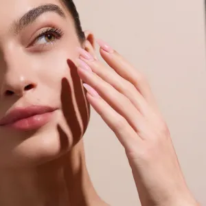 AHAVA Even Tone gélový krém pre zjednotenie farebného tónu pleti 50 ml