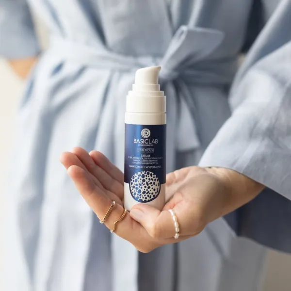 BasicLab Dermocosmetics Esteticus protivráskové a hydratačné sérum 30 ml