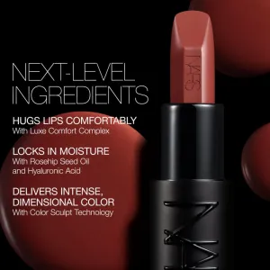 NARS Explicit Lipstick saténový rúž odtieň NO STRINGS 3.8 g