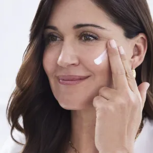 Lancôme Rénergie H.P.N. 300-Peptide Cream protivráskový denný krém pre suchú pleť pre ženy 50 ml
