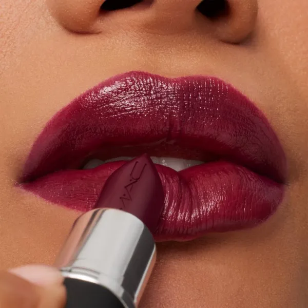 MAC Cosmetics MACximal Sleek Satin Lipstick krémový hydratačný rúž odtieň Rebel 3.5 g