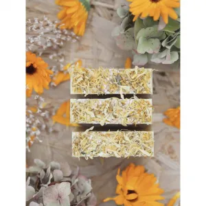 Almara Soap Natural Babiččina Zahrádka prírodné mydlo pre suchú a citlivú pokožku 90 g