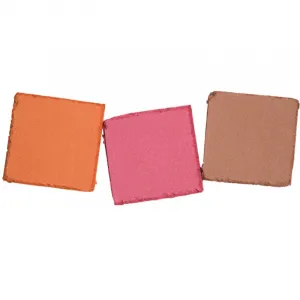 NYX Professional Makeup Holiday Buttermelt paletka na tvár odtieň Light/Medium 3x4 g
