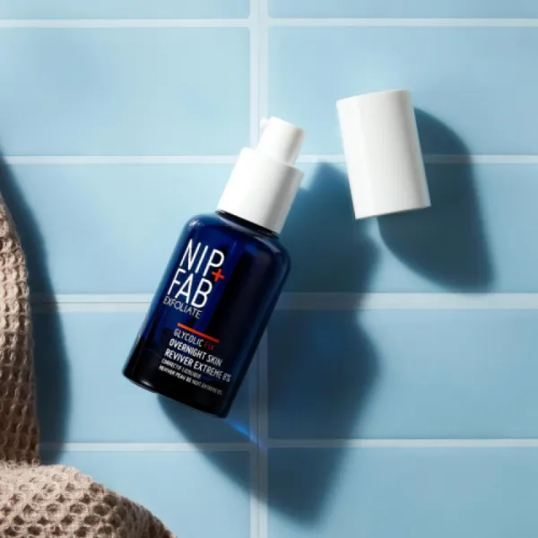 NIP+FAB Glycolic Fix Extreme revitalizačné sérum na noc 45 ml