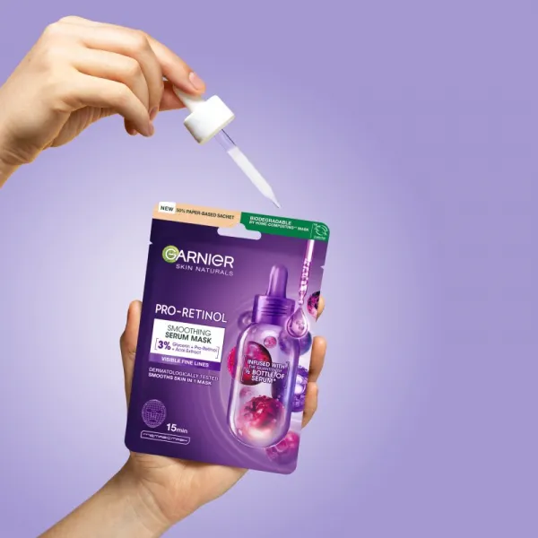 Garnier Skin Naturals Pro-Retinol vyhladzujúca plátenná maska 22 g