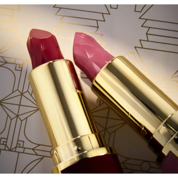 Catrice FESTIVE TREASURES hydratačný lesklý rúž odtieň C02 Kissberry 3,2 g
