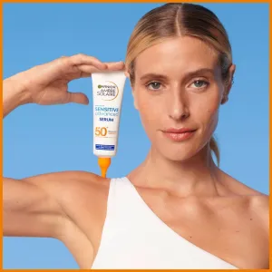 Garnier Ambre Solaire Sensitive Advanced ochranné sérum na telo SPF 50+ 125 ml