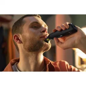 Philips OneBlade Pro 360 QP6542/15 zastrihávač na tvár a telo 1 ks