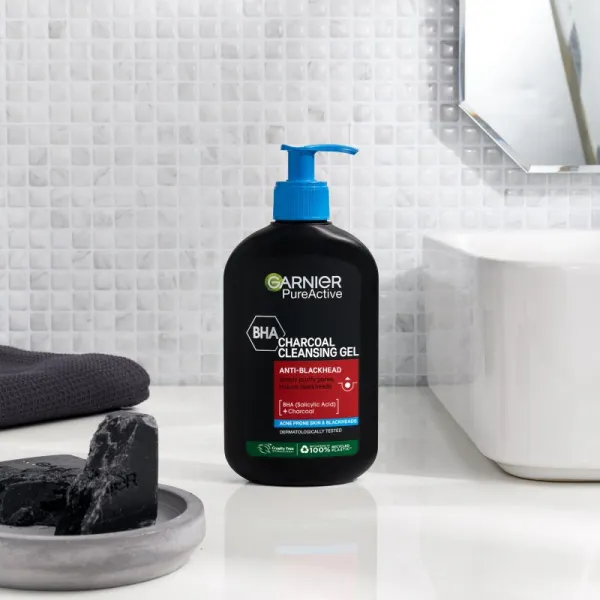 Garnier Charcoal čistiaci gél 250ml 1ks